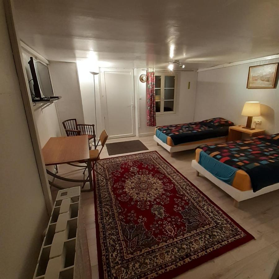 Chambres D'Hotes Gobillon Maintenon Exteriör bild